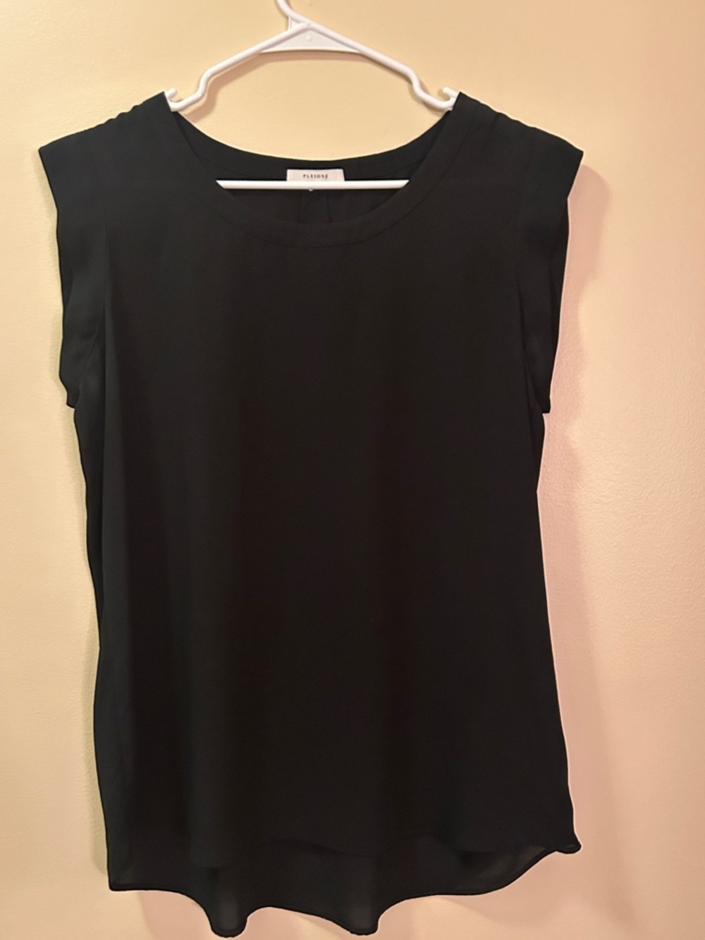 Pleione Black Cap Sleeve Camisole Top